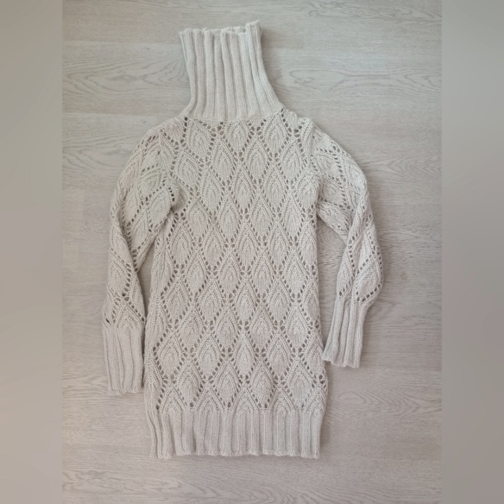 Vintage Massimo Dutti cream wool sweater, medium